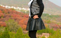 美女被打光屁屁